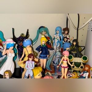 Anime Figure Collection (DO NOT BUY)